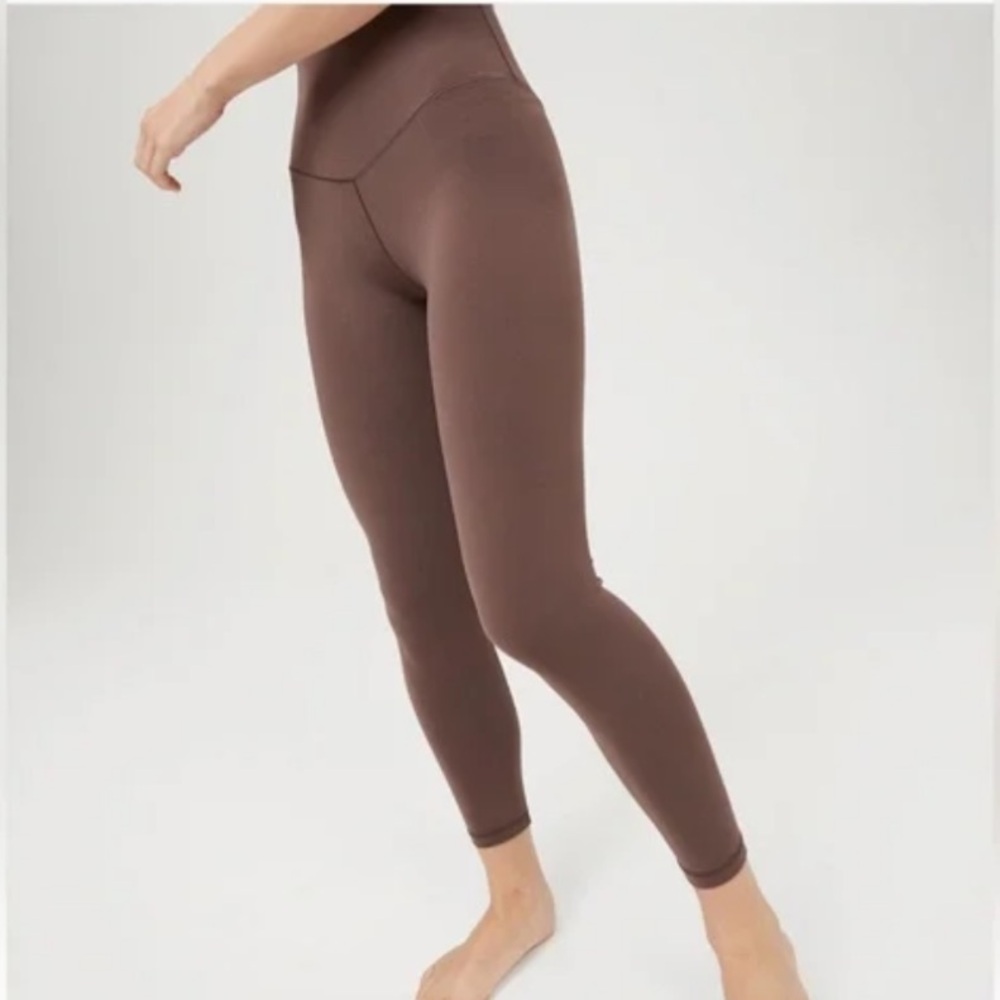 Aerie Real Me Brown Highwaisted 7/8s Leggings Size M